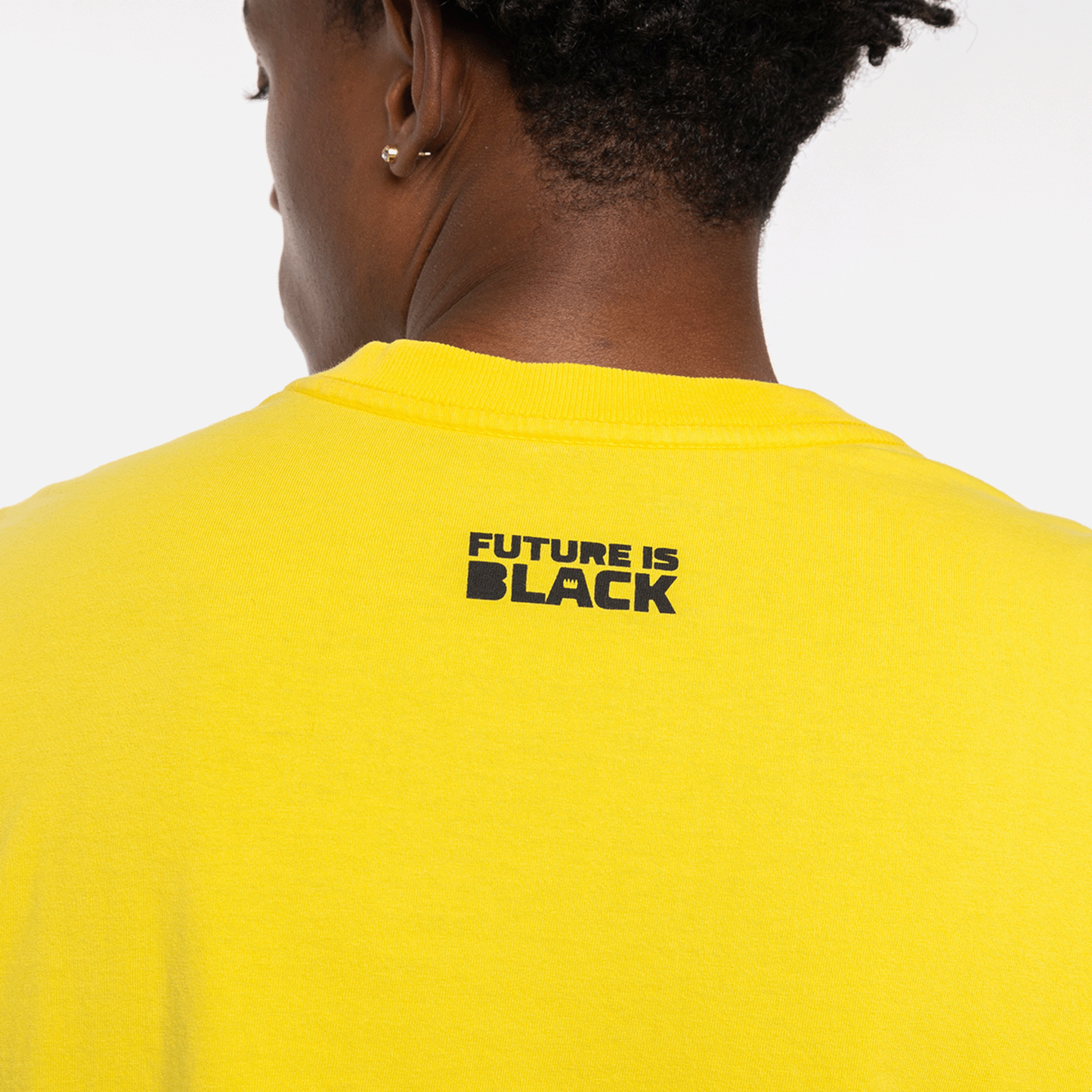 Camiseta Furia Future is Black Pantera Amarela