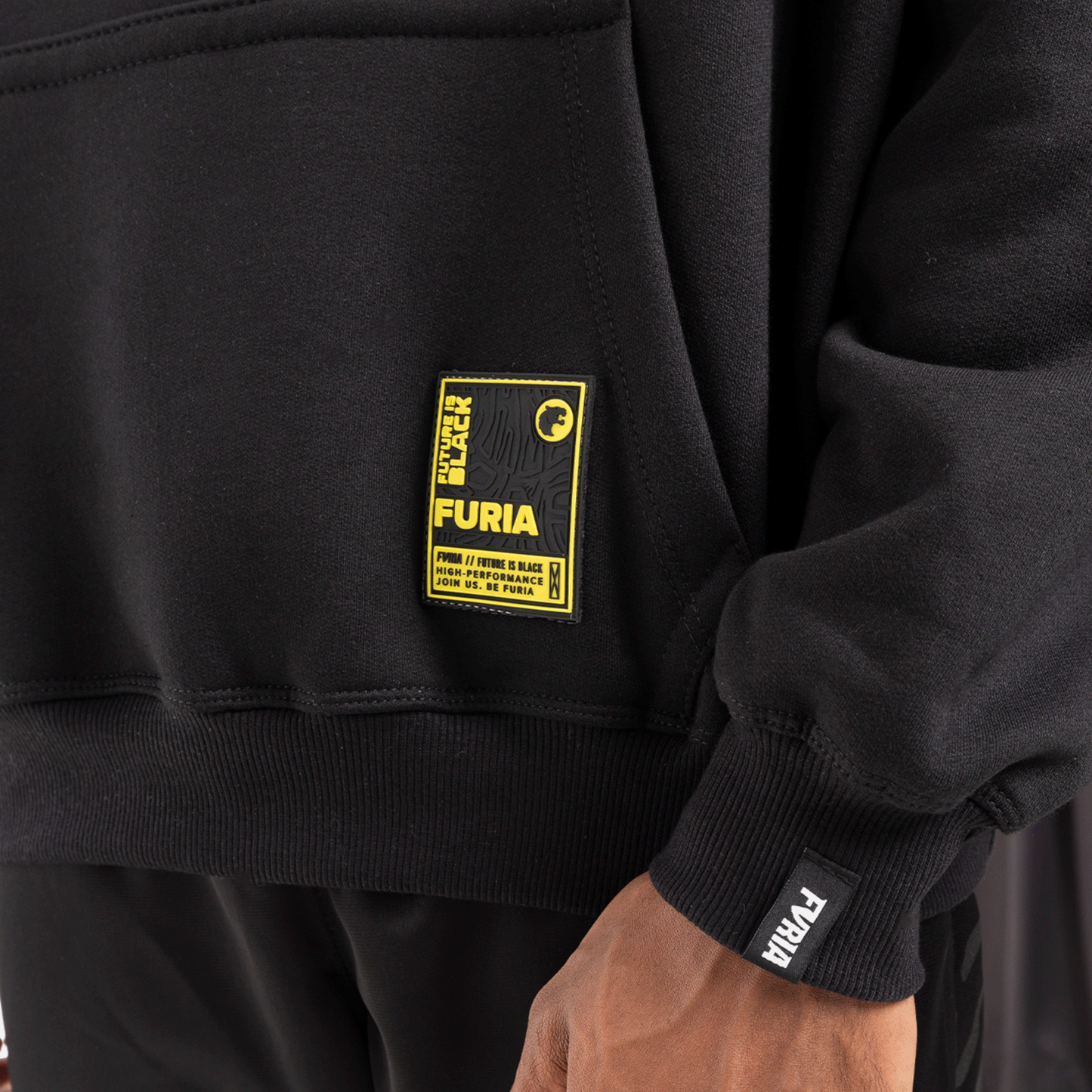 Moletom Oversized Furia Future is Black Sankofa Preto