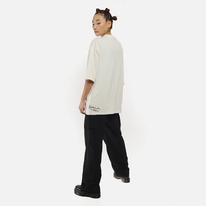 Camiseta Oversized Furia Harder To Kill Off White