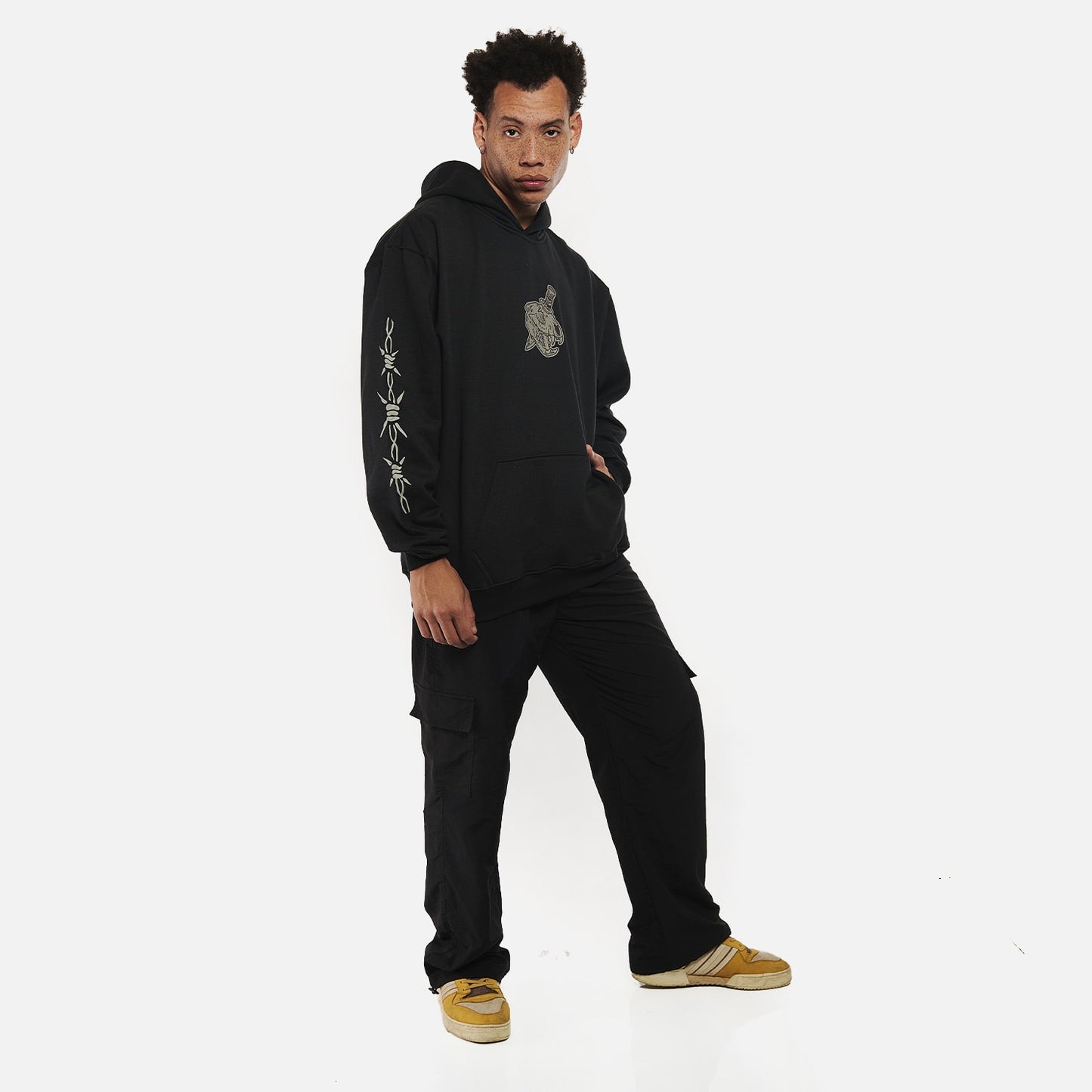 Moletom Oversized Furia Harder To Kill Preto