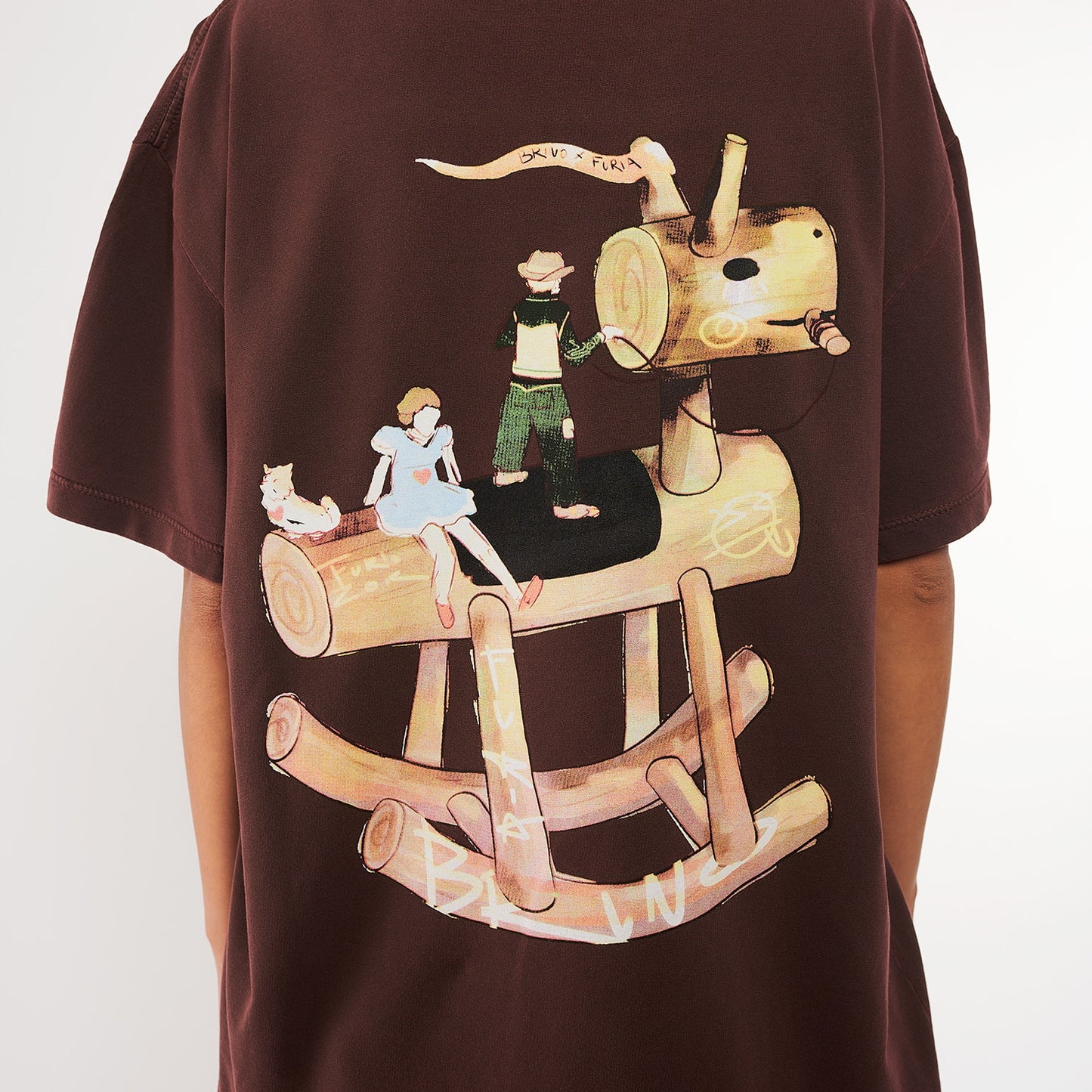 Camiseta Oversized Furia x Zor Woodhorse Marrom