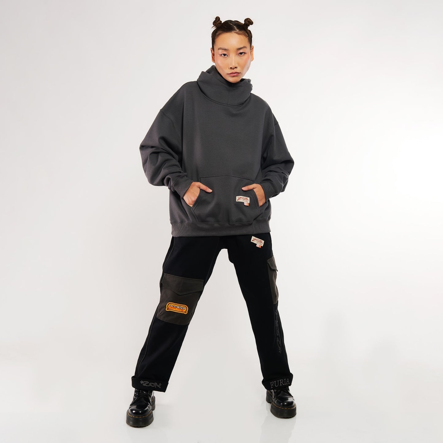 Moletom Oversized Furia x Zor Chumbo