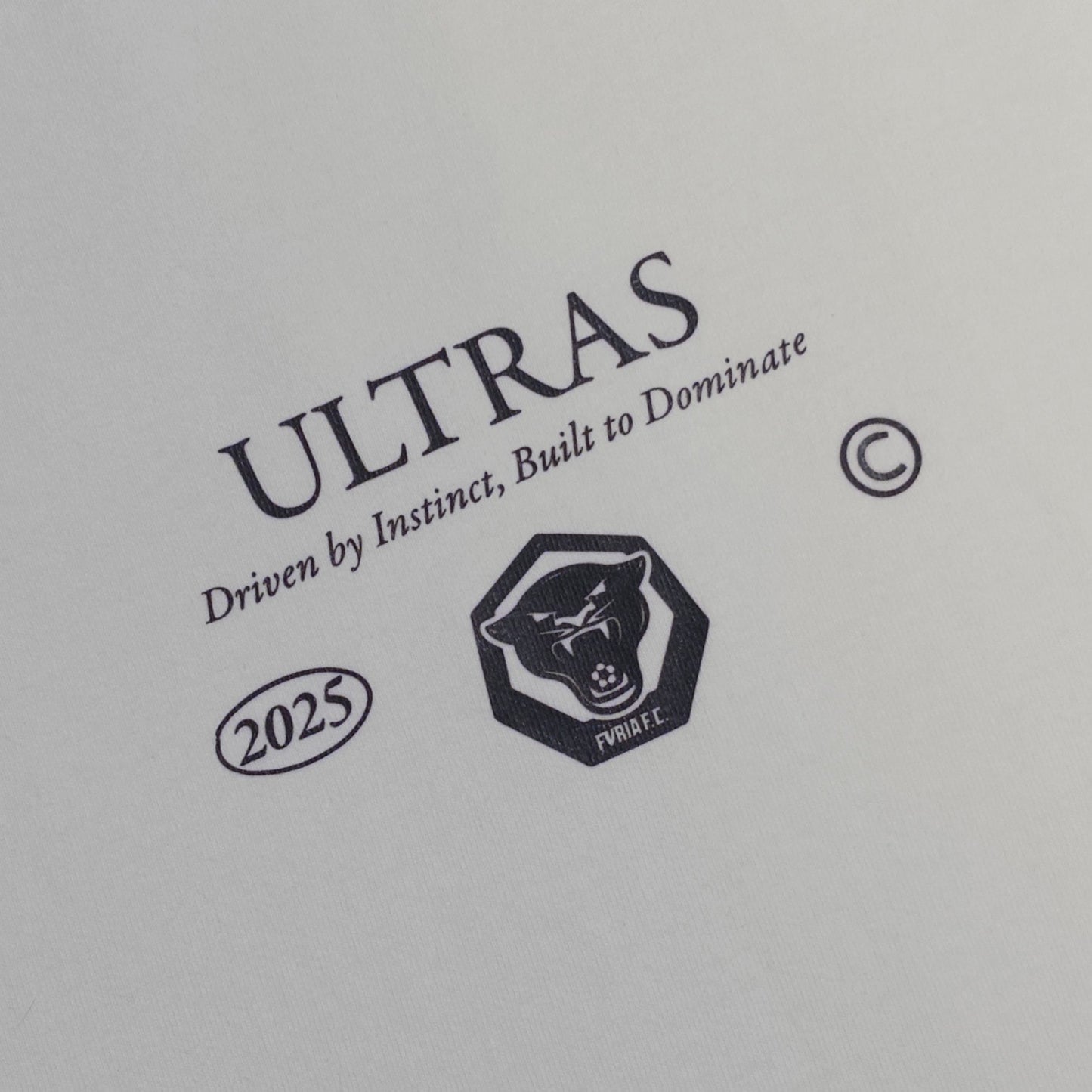 Camiseta Oversized Furia FC Ultras Off White