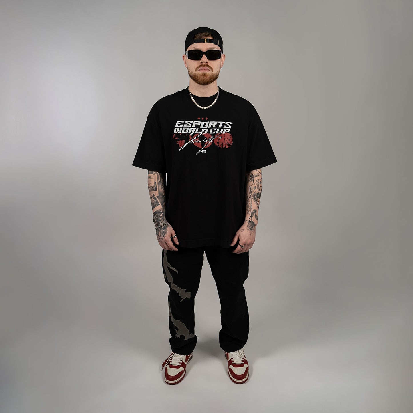 Camiseta Oversized Furia & EWC Preta