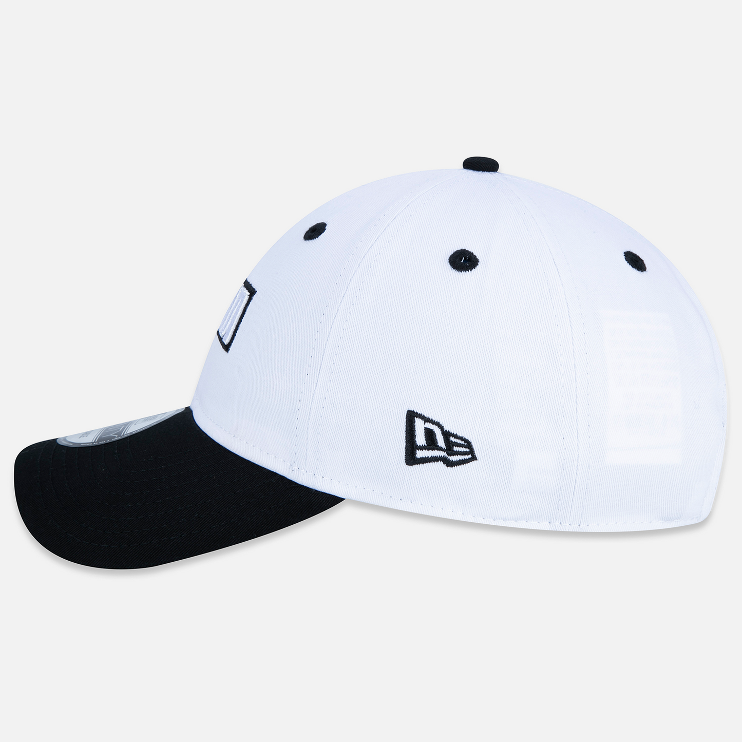 Boné 9Twenty Furia x New Era Branco e Preto