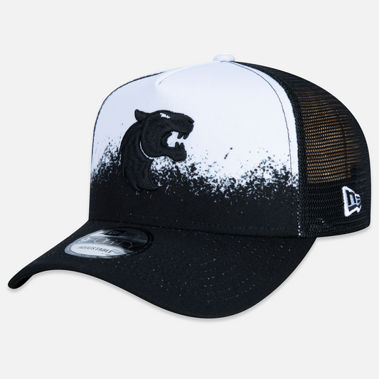 Boné 9Forth Trucker Furia x New Era Spray Preto e Branco
